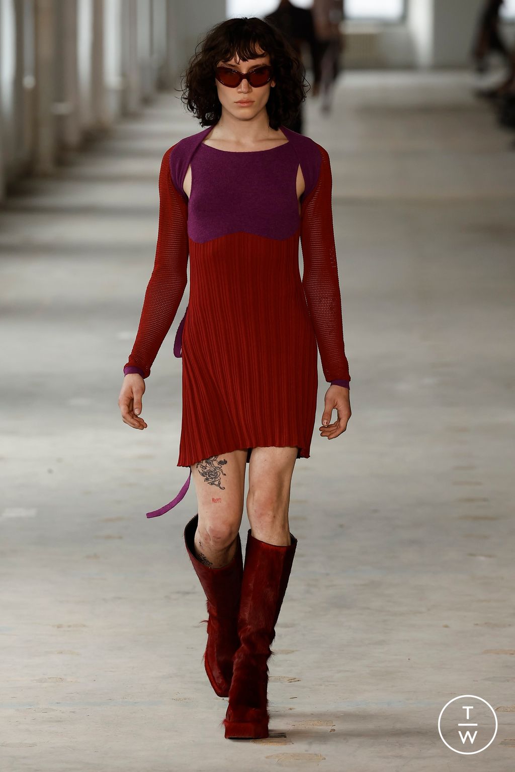 Fashion Week New York Fall/Winter 2024 look 15 de la collection Eckhaus Latta womenswear
