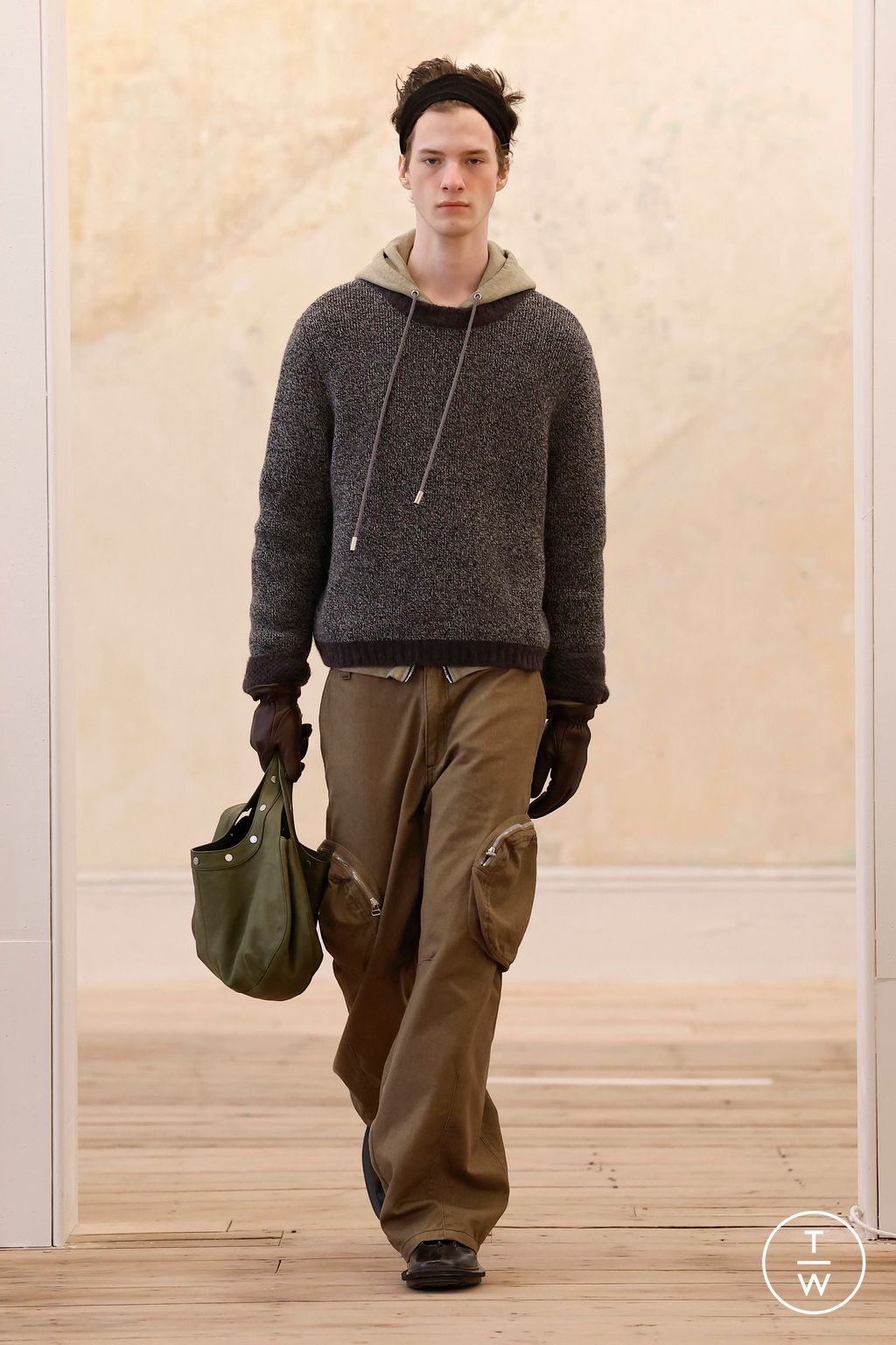 Fashion Week New York Fall/Winter 2025 look 1 from the Eckhaus Latta collection womenswear