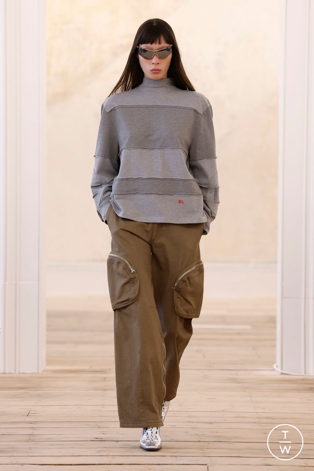 Fashion Week New York Fall/Winter 2025 look 5 de la collection Eckhaus Latta womenswear