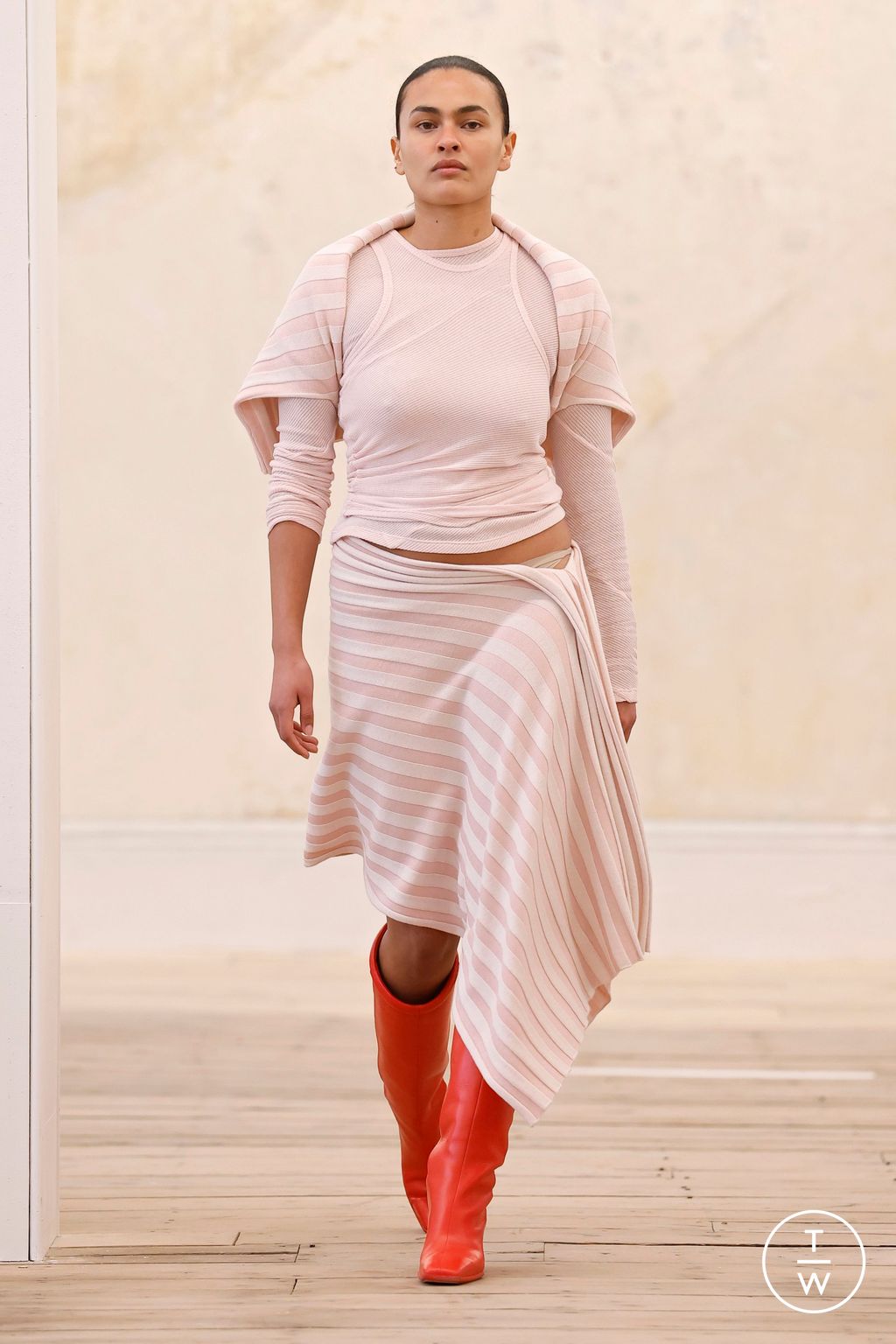Fashion Week New York Fall/Winter 2025 look 12 from the Eckhaus Latta collection 女装