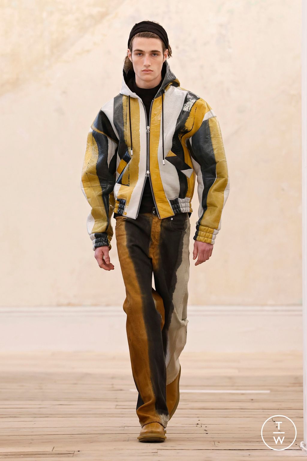 Fashion Week New York Fall/Winter 2025 look 24 from the Eckhaus Latta collection womenswear