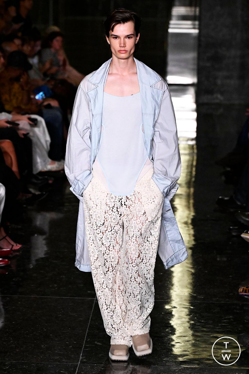 Fashion Week New York Spring/Summer 2024 look 21 from the Eckhaus Latta collection 女装
