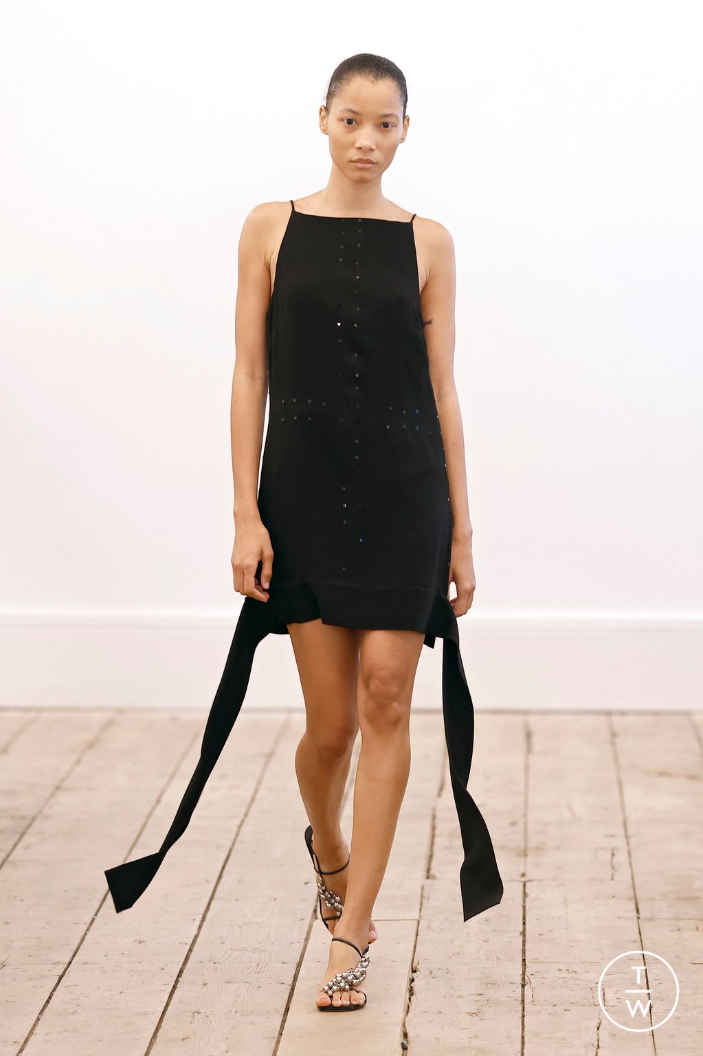 Fashion Week New York Spring/Summer 2026 look 3 from the Eckhaus Latta collection womenswear