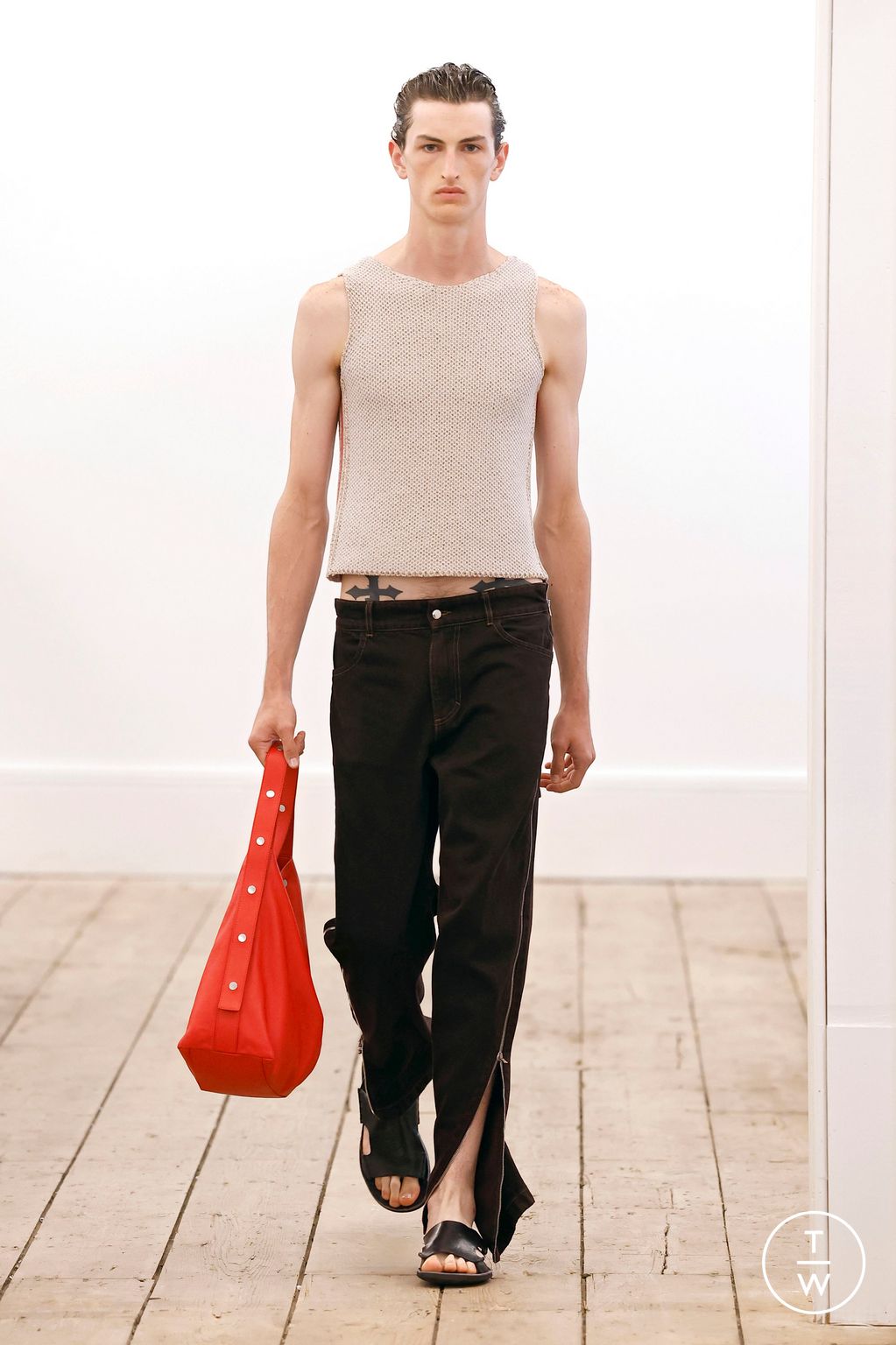 Fashion Week New York Spring/Summer 2026 look 21 from the Eckhaus Latta collection womenswear