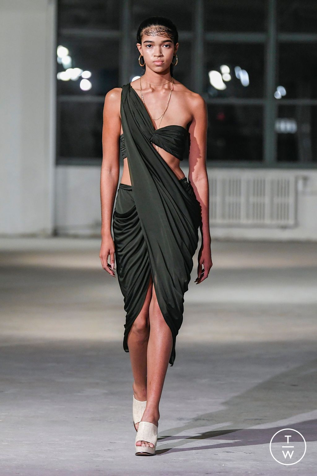 Fashion Week New York Spring/Summer 2023 look 28 from the Fe Noel collection womenswear
