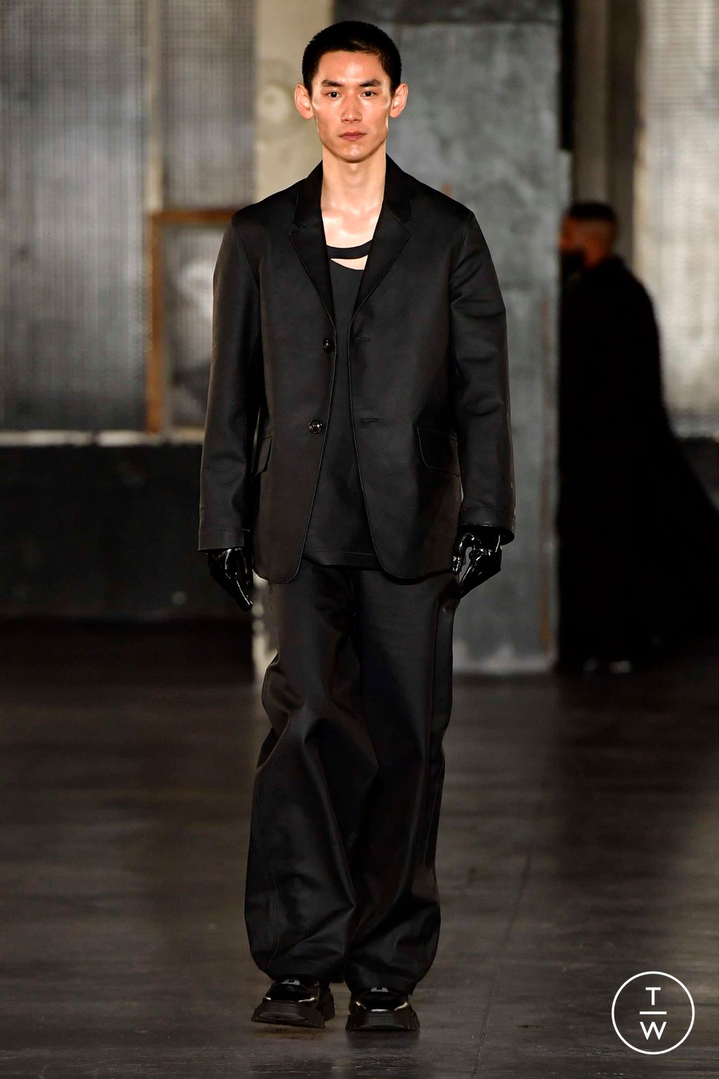 Fashion Week Paris Fall/Winter 2023 look 31 from the Louis Gabriel Nouchi collection 男装