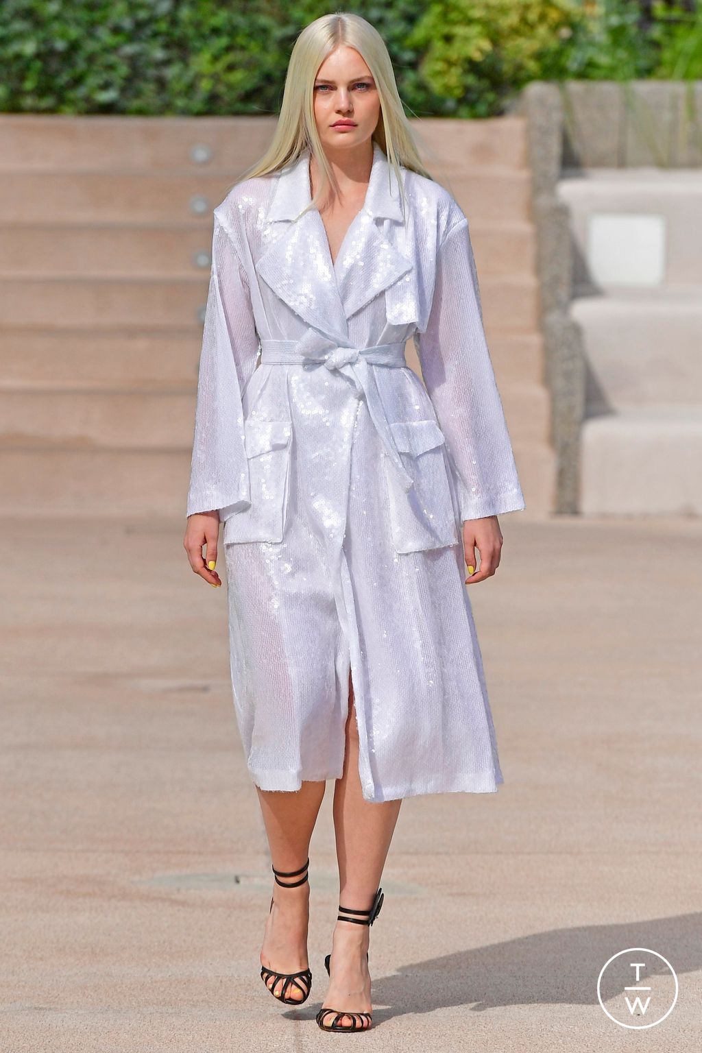 Fashion Week Milan Spring/Summer 2023 look 36 from the Genny collection womenswear