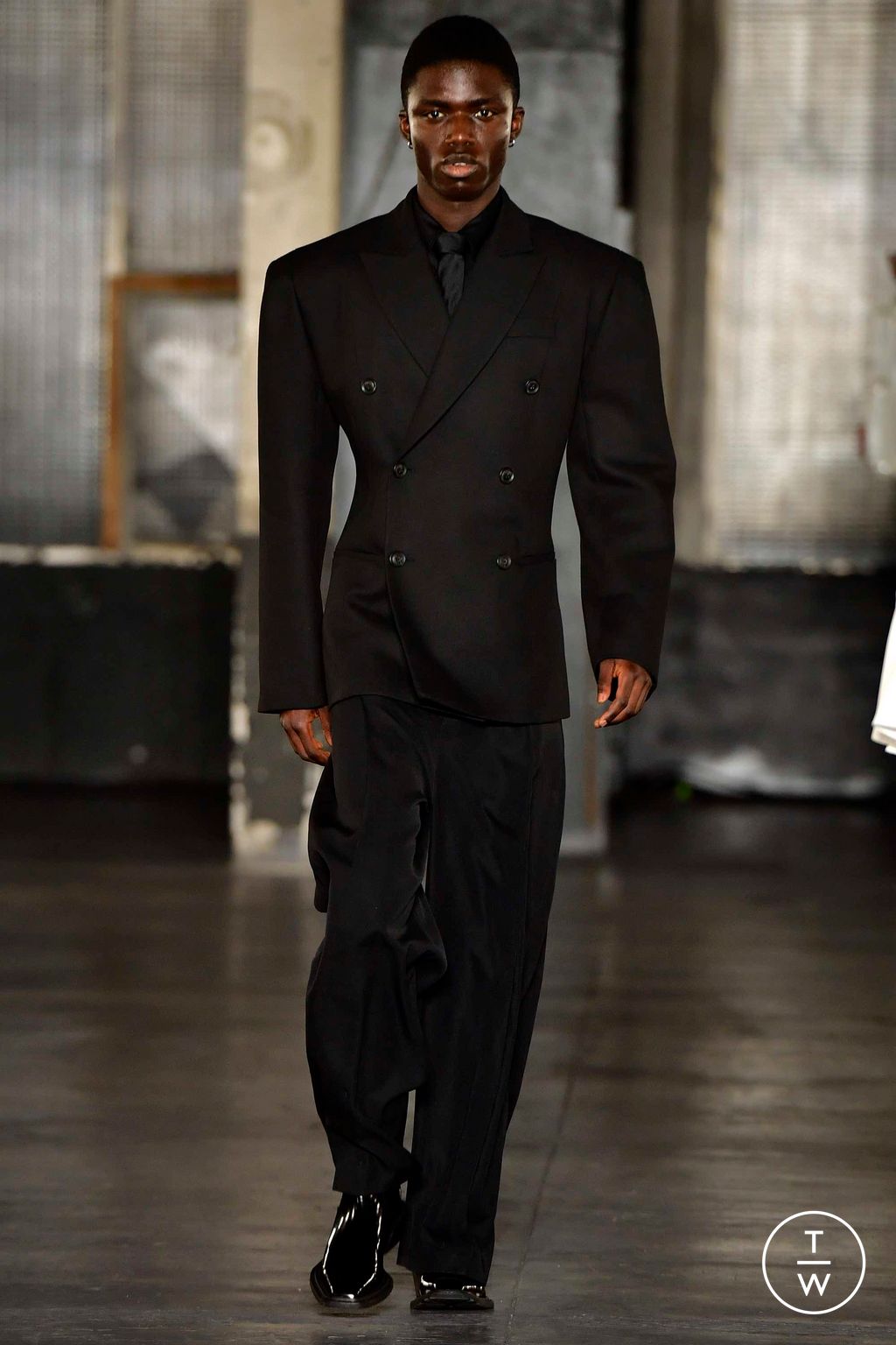 Fashion Week Paris Fall/Winter 2023 look 3 de la collection Louis Gabriel Nouchi menswear