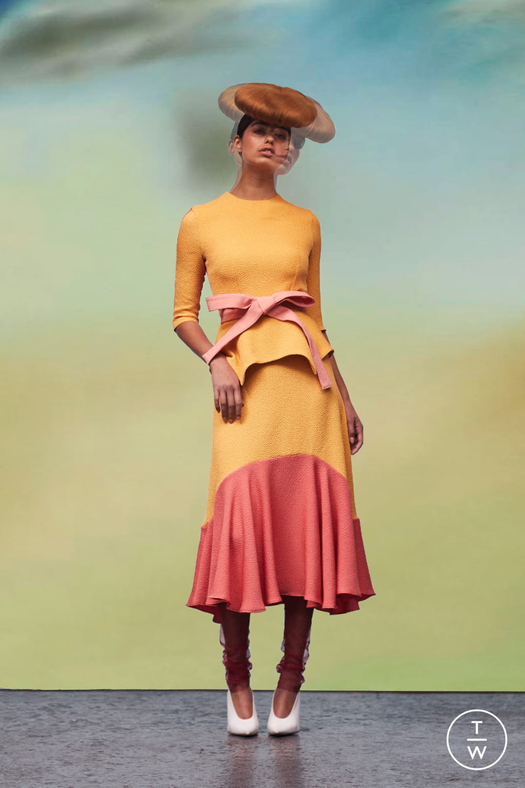Fashion Week London Spring/Summer 2022 look 9 de la collection Edeline Lee womenswear