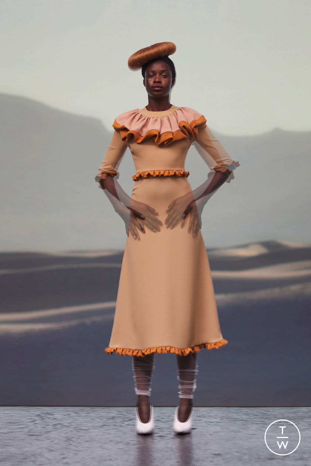 Fashion Week London Spring/Summer 2022 look 12 from the Edeline Lee collection womenswear