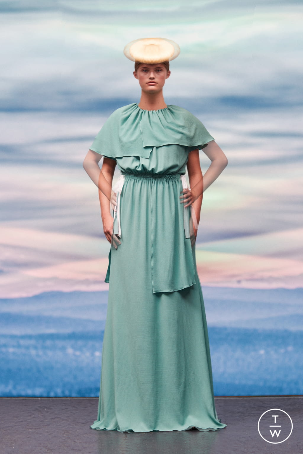 Fashion Week London Spring/Summer 2022 look 14 from the Edeline Lee collection womenswear