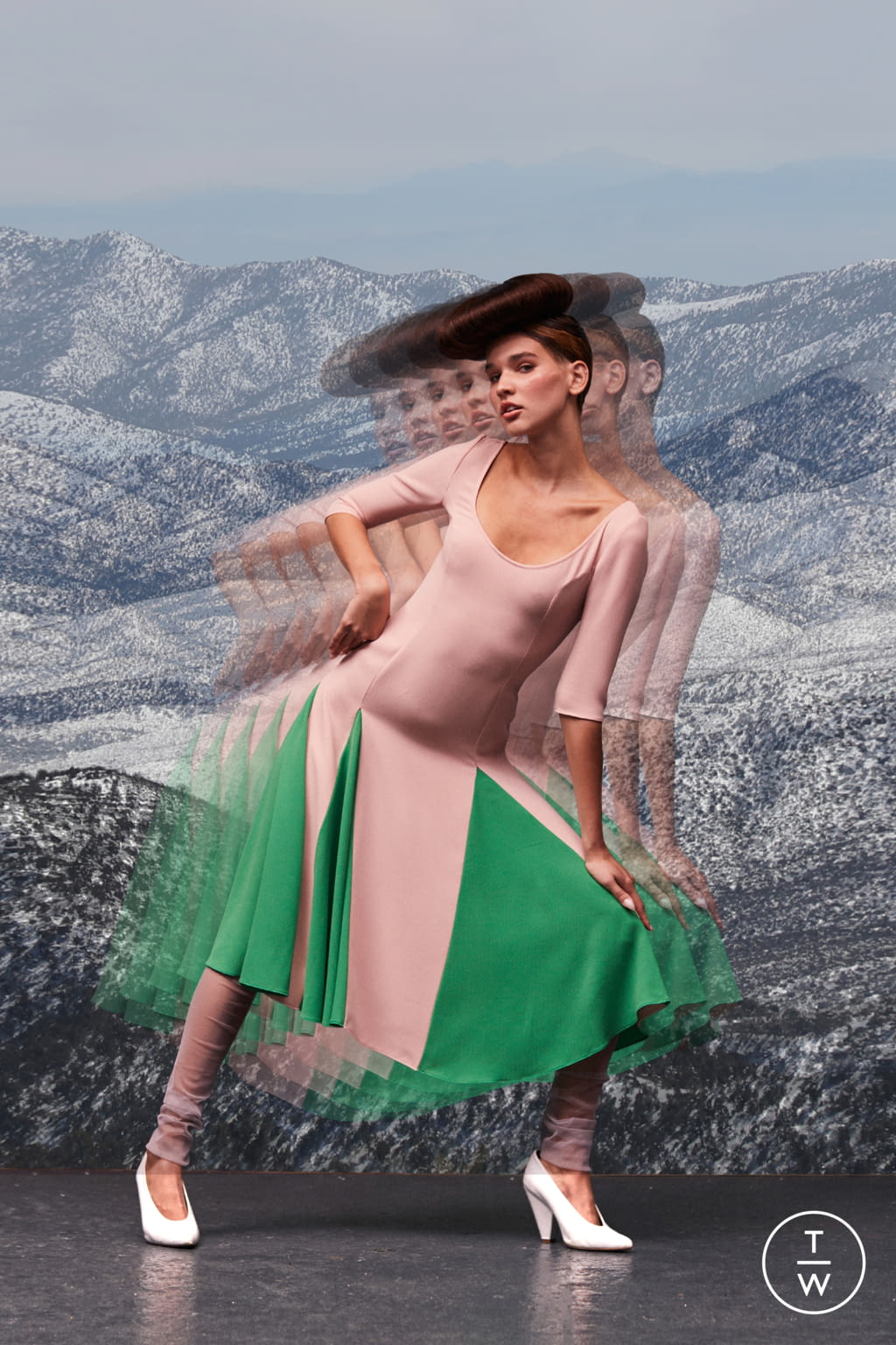 Fashion Week London Spring/Summer 2022 look 15 de la collection Edeline Lee womenswear