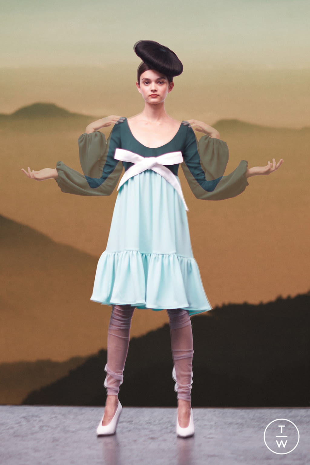 Fashion Week London Spring/Summer 2022 look 16 de la collection Edeline Lee womenswear