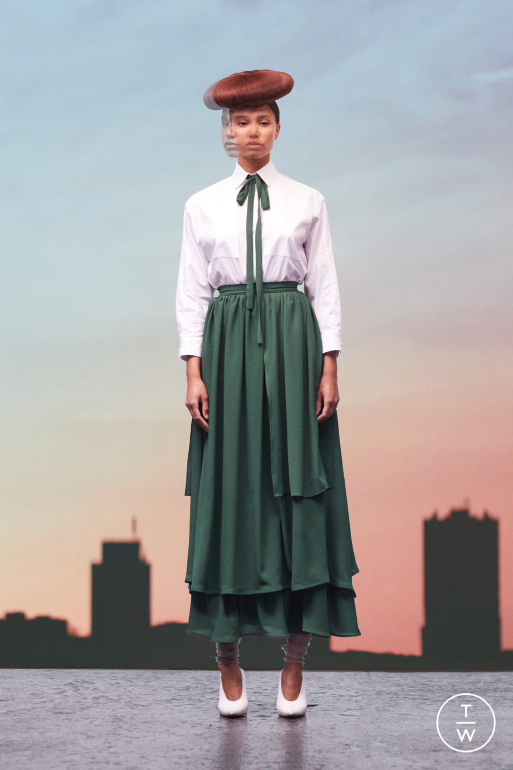Fashion Week London Spring/Summer 2022 look 19 from the Edeline Lee collection 女装