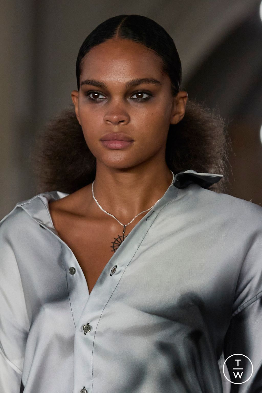 Fashion Week London Spring/Summer 2024 look 12 from the EDWARD CRUTCHLEY collection womenswear accessories