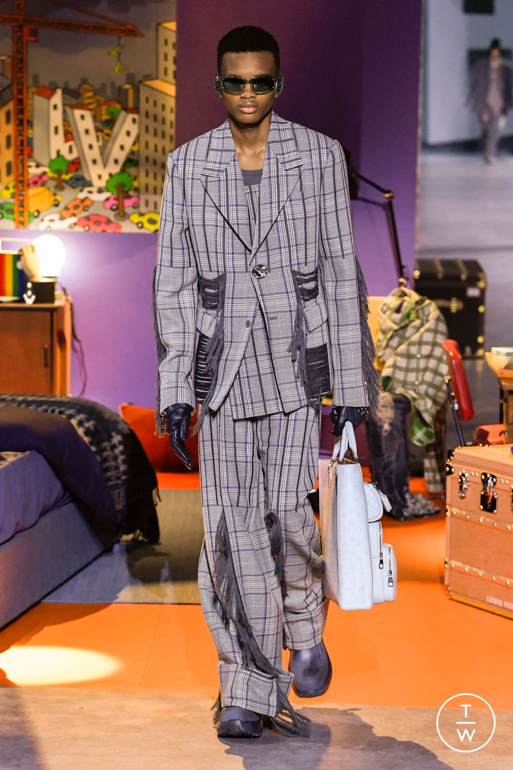Fashion Week Paris Fall/Winter 2023 look 23 from the Louis Vuitton collection menswear