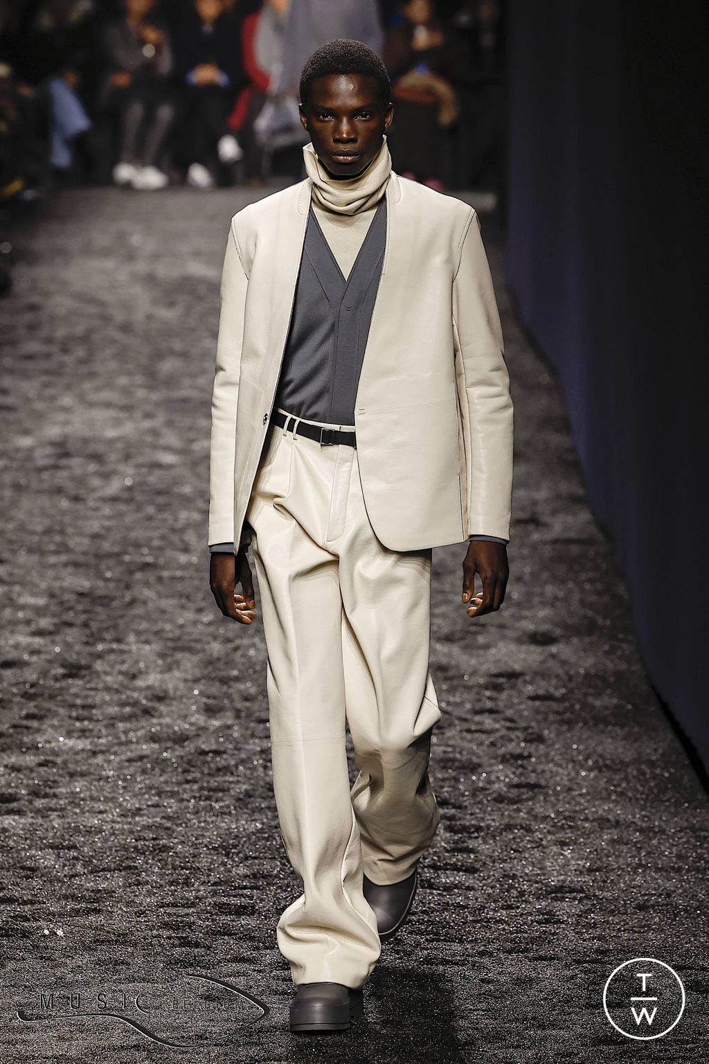 Fashion Week Milan Fall/Winter 2023 look 36 from the ZEGNA collection 男装