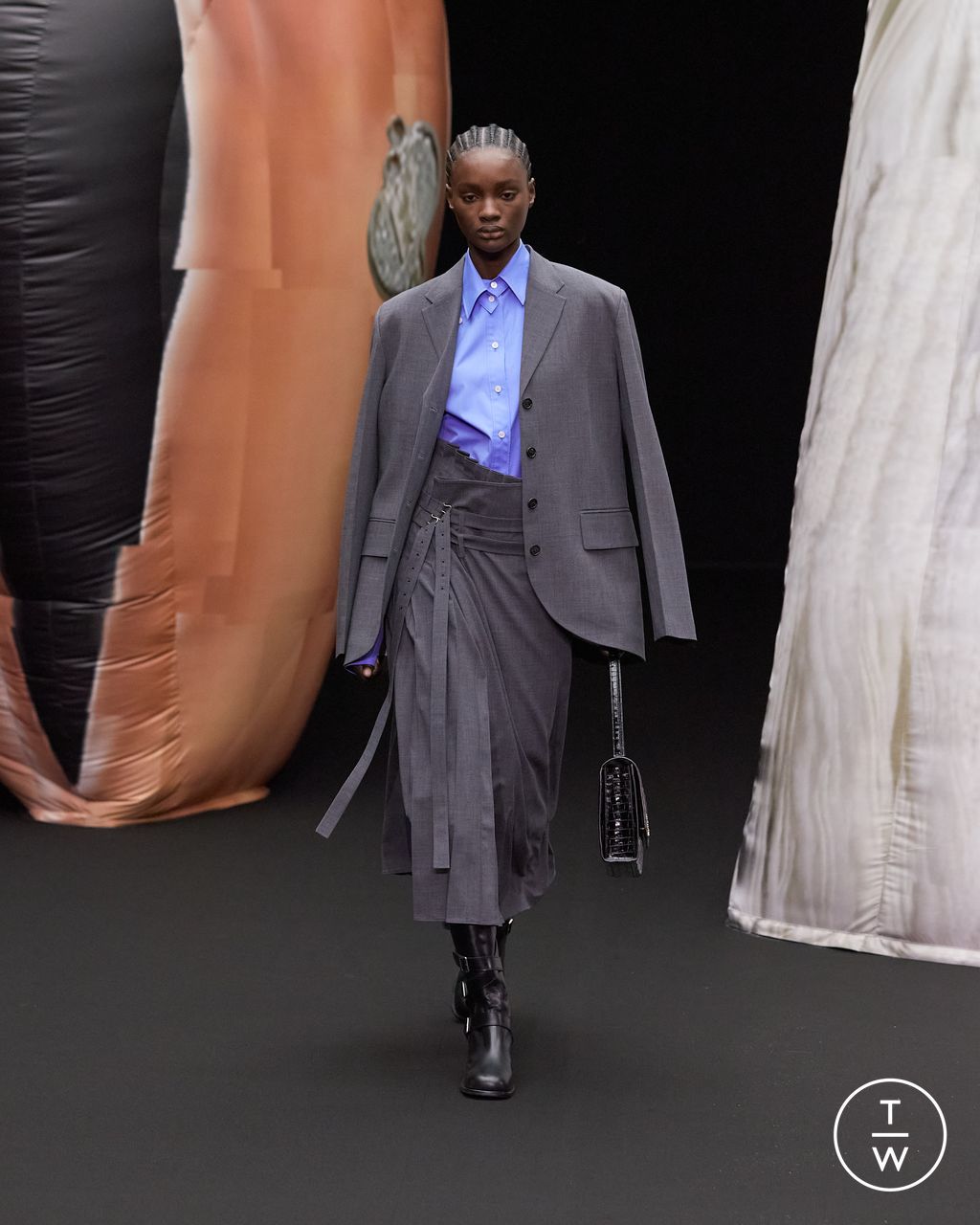 Fashion Week Paris Fall/Winter 2023 look 7 from the EENK collection womenswear