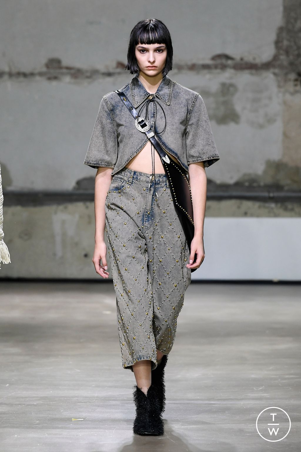 Fashion Week Paris Spring/Summer 2023 look 6 from the EENK collection womenswear