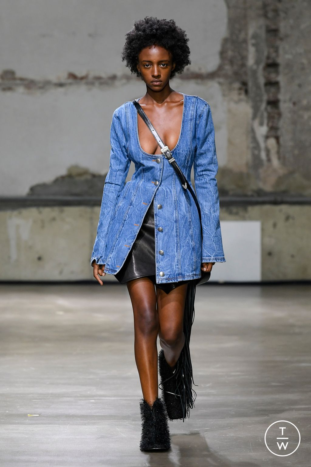 Fashion Week Paris Spring/Summer 2023 look 9 from the EENK collection 女装