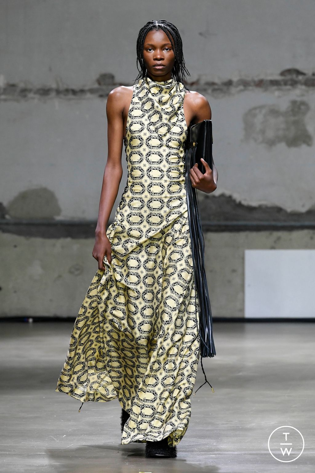 Fashion Week Paris Spring/Summer 2023 look 31 from the EENK collection womenswear