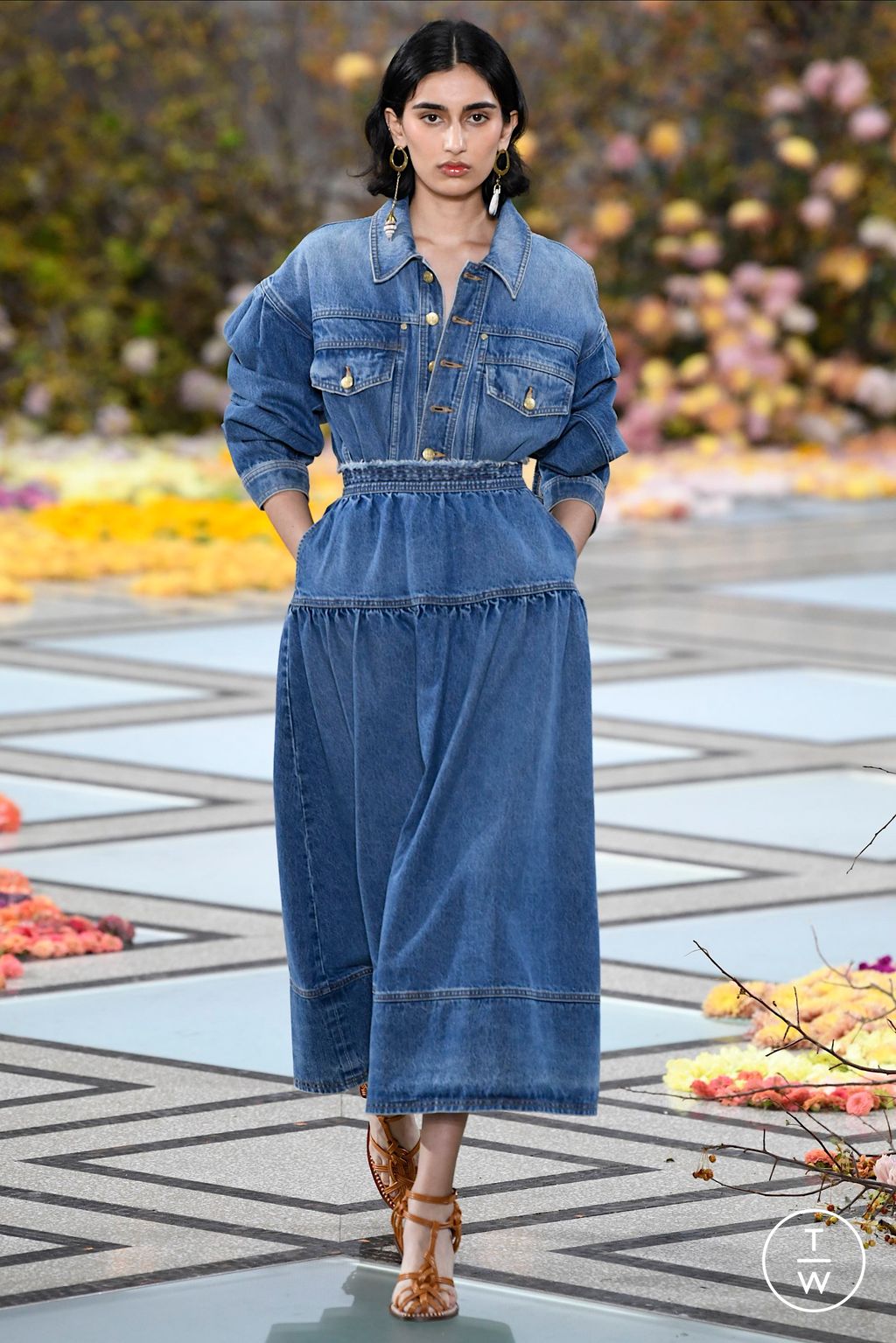 Fashion Week New York Spring/Summer 2023 look 19 from the Ulla Johnson collection womenswear