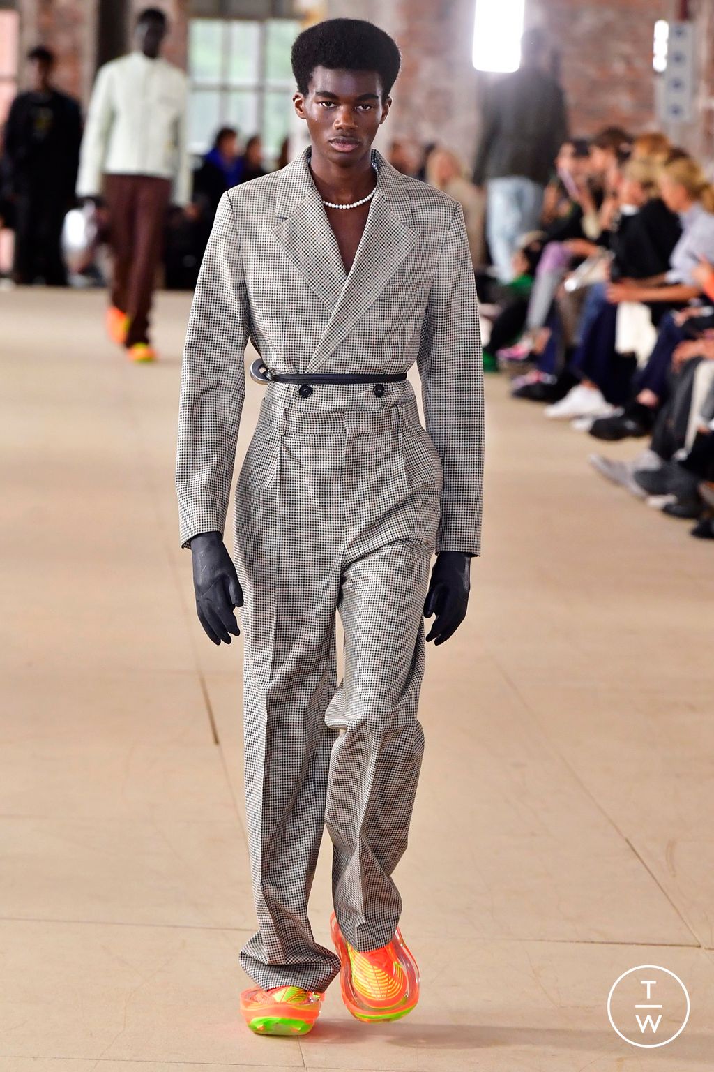 Fashion Week Paris Spring/Summer 2023 look 24 from the Botter collection 女装