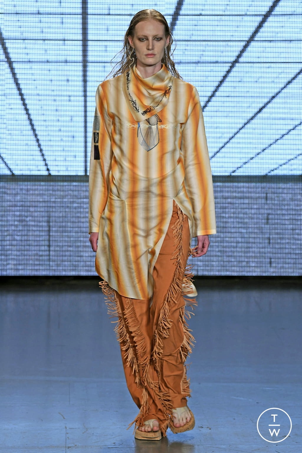 Fashion Week London Spring/Summer 2022 look 4 from the Eftychia collection womenswear