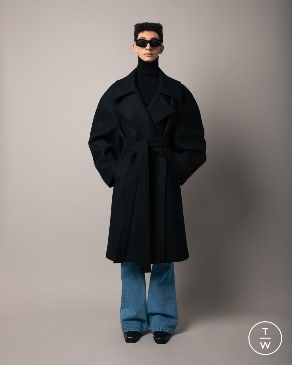 Fashion Week Paris Fall/Winter 2021 look 18 from the EGONlab collection menswear