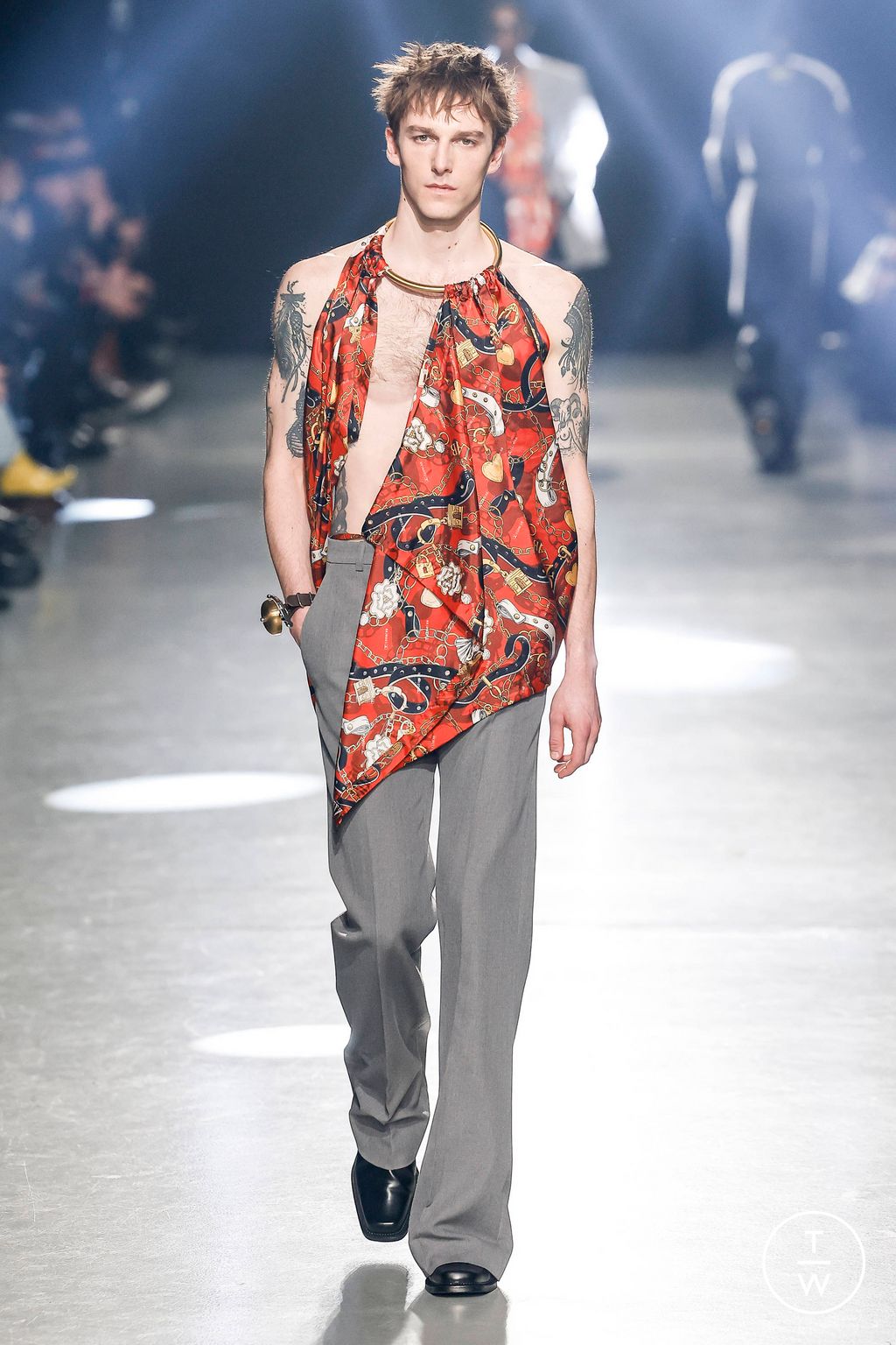 Fashion Week Paris Fall/Winter 2024 look 11 from the EGONlab collection 男装