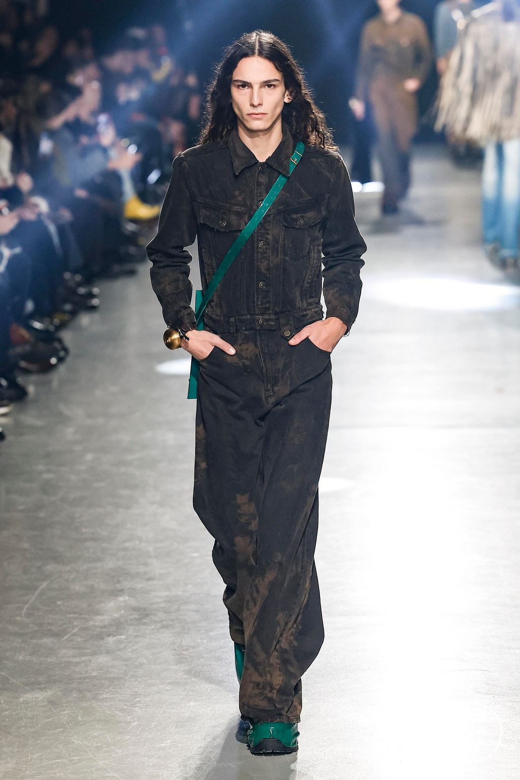 Fashion Week Paris Fall/Winter 2024 look 25 from the EGONlab collection 男装