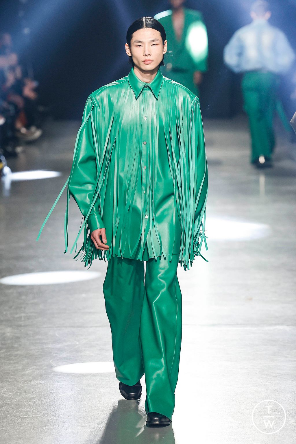 Fashion Week Paris Fall/Winter 2024 look 32 from the EGONlab collection 男装