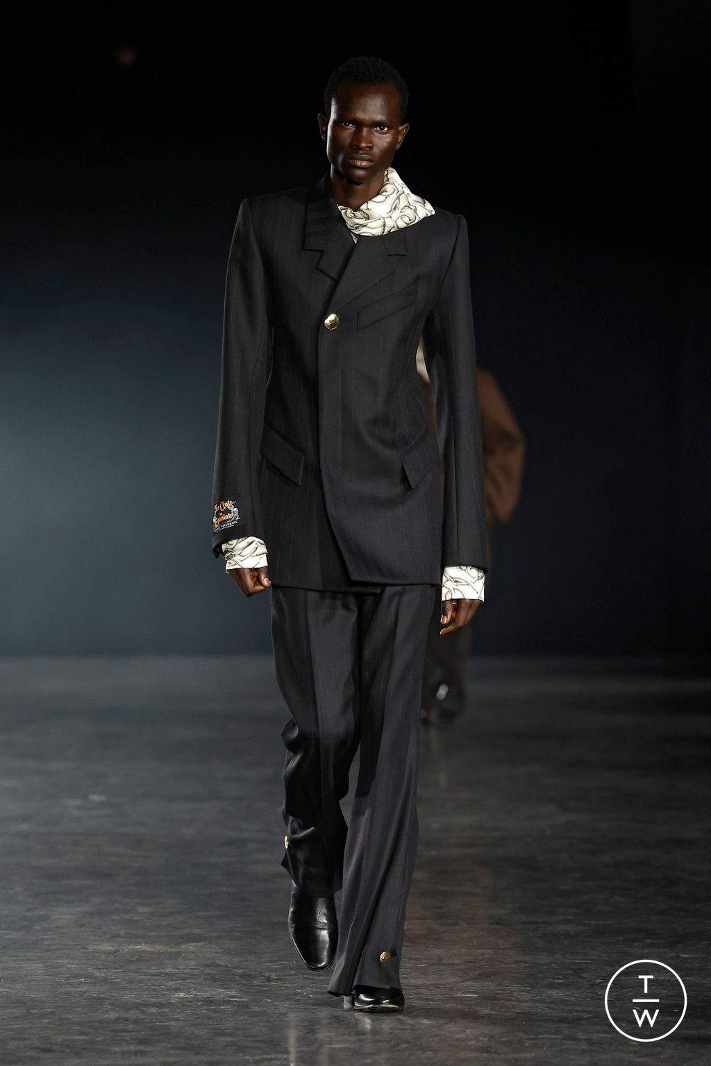 Fashion Week Paris Fall/Winter 2025 look 2 de la collection EGONlab menswear