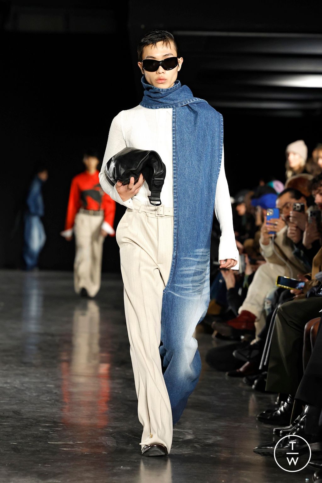 Fashion Week Paris Fall/Winter 2025 look 30 de la collection EGONlab menswear