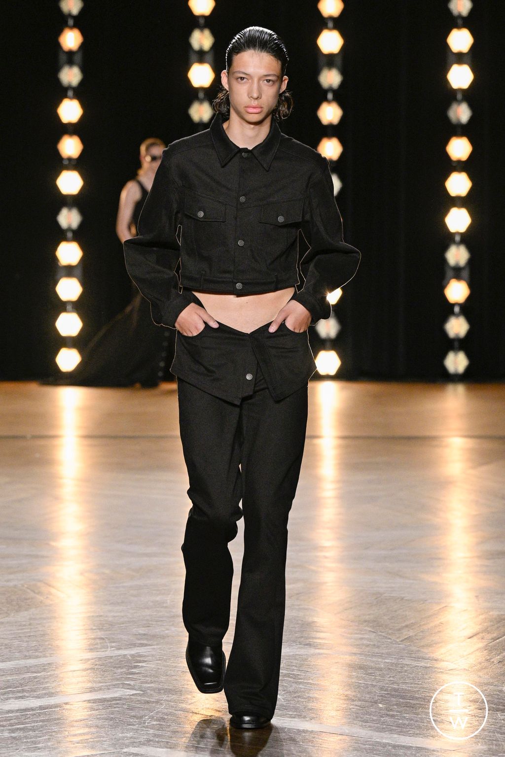 Fashion Week Paris Spring/Summer 2024 look 7 from the EGONlab collection 男装