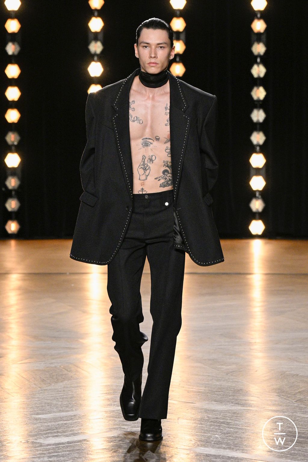 Fashion Week Paris Spring/Summer 2024 look 40 from the EGONlab collection menswear