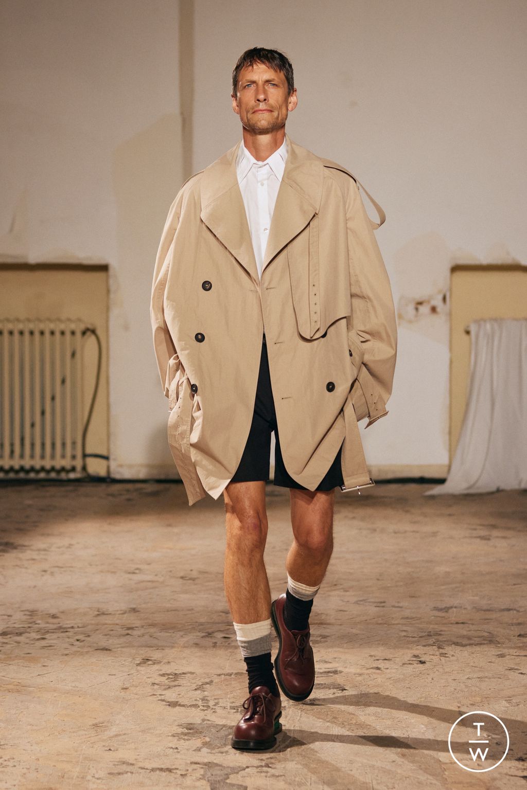 Fashion Week Paris Spring/Summer 2026 look 29 de la collection EGONlab menswear