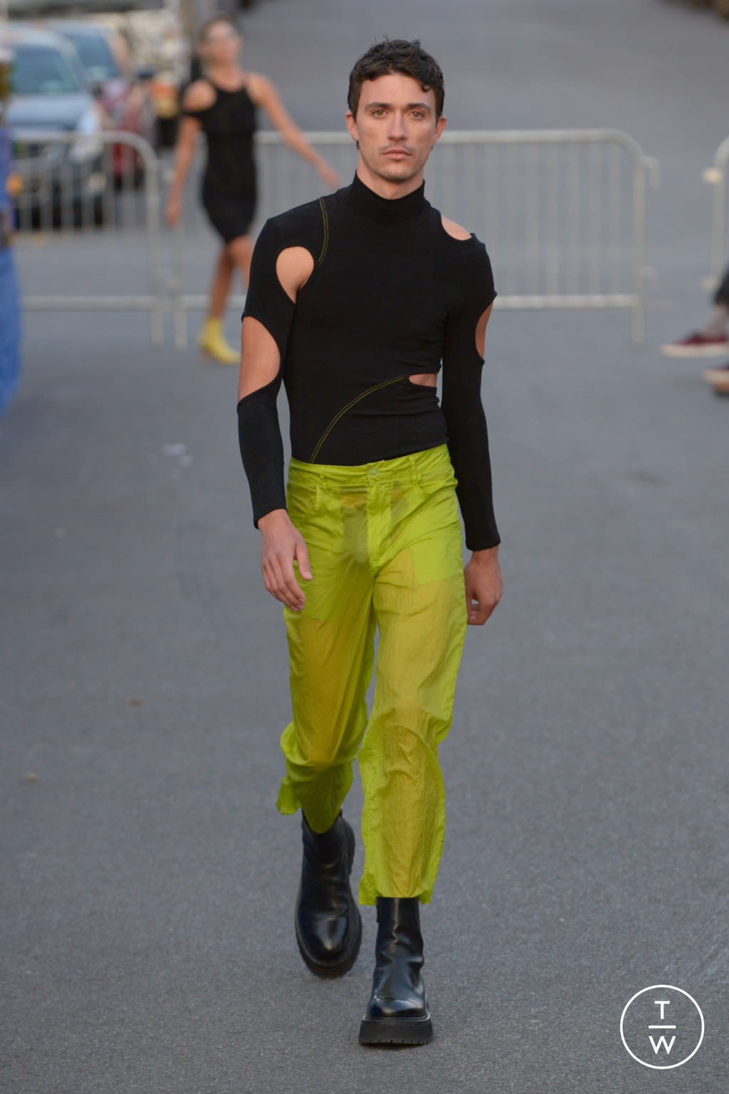 Fashion Week New York Spring/Summer 2022 look 7 from the Eckhaus Latta collection womenswear