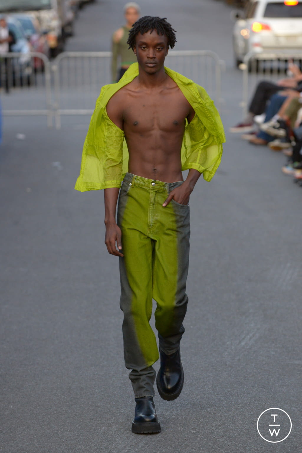 Fashion Week New York Spring/Summer 2022 look 12 from the Eckhaus Latta collection womenswear