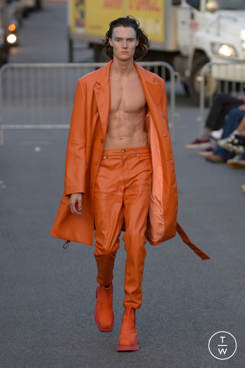 Fashion Week New York Spring/Summer 2022 look 23 from the Eckhaus Latta collection 女装
