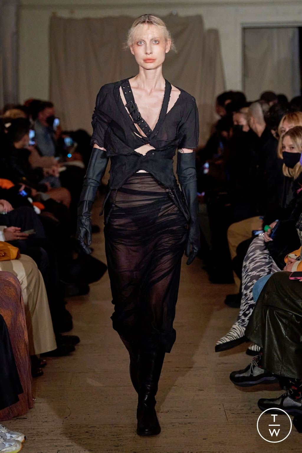 Fashion Week New York Fall/Winter 2022 look 23 from the Elena Velez collection 女装