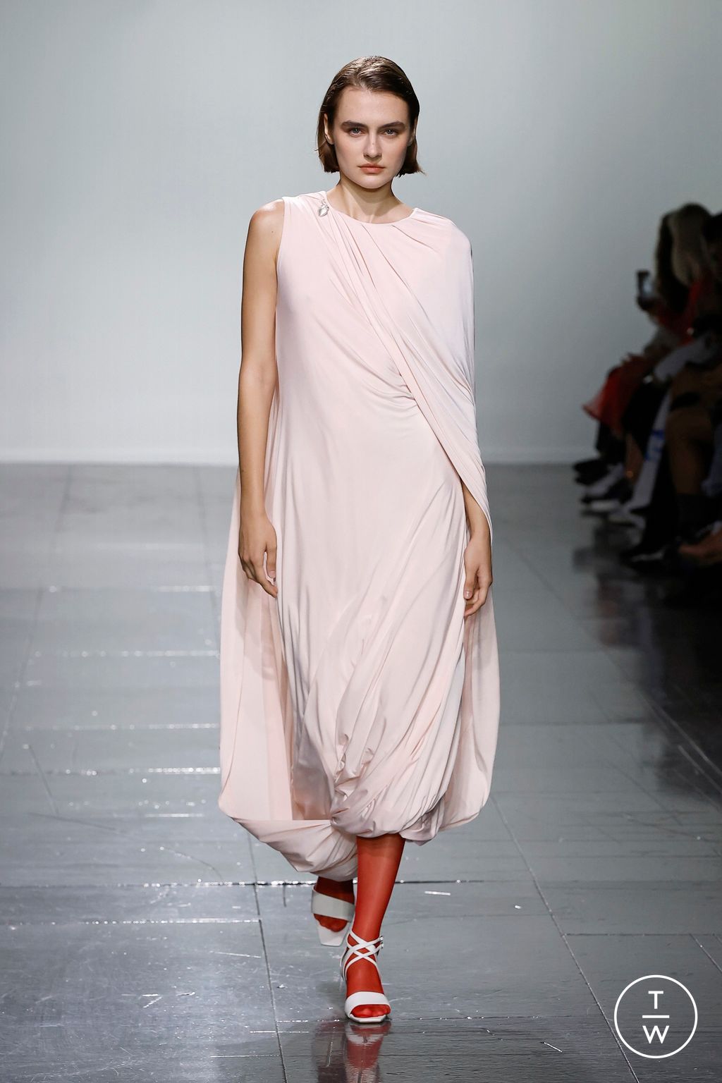 Fashion Week London Spring/Summer 2024 look 1 from the ELENAREVA collection womenswear