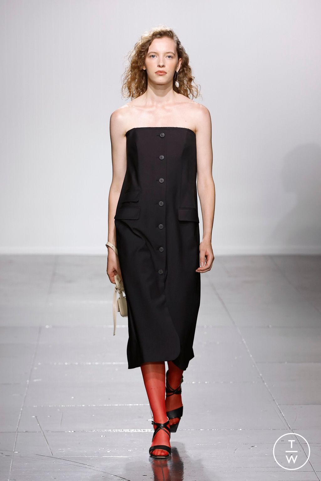 Fashion Week London Spring/Summer 2024 look 8 from the ELENAREVA collection womenswear