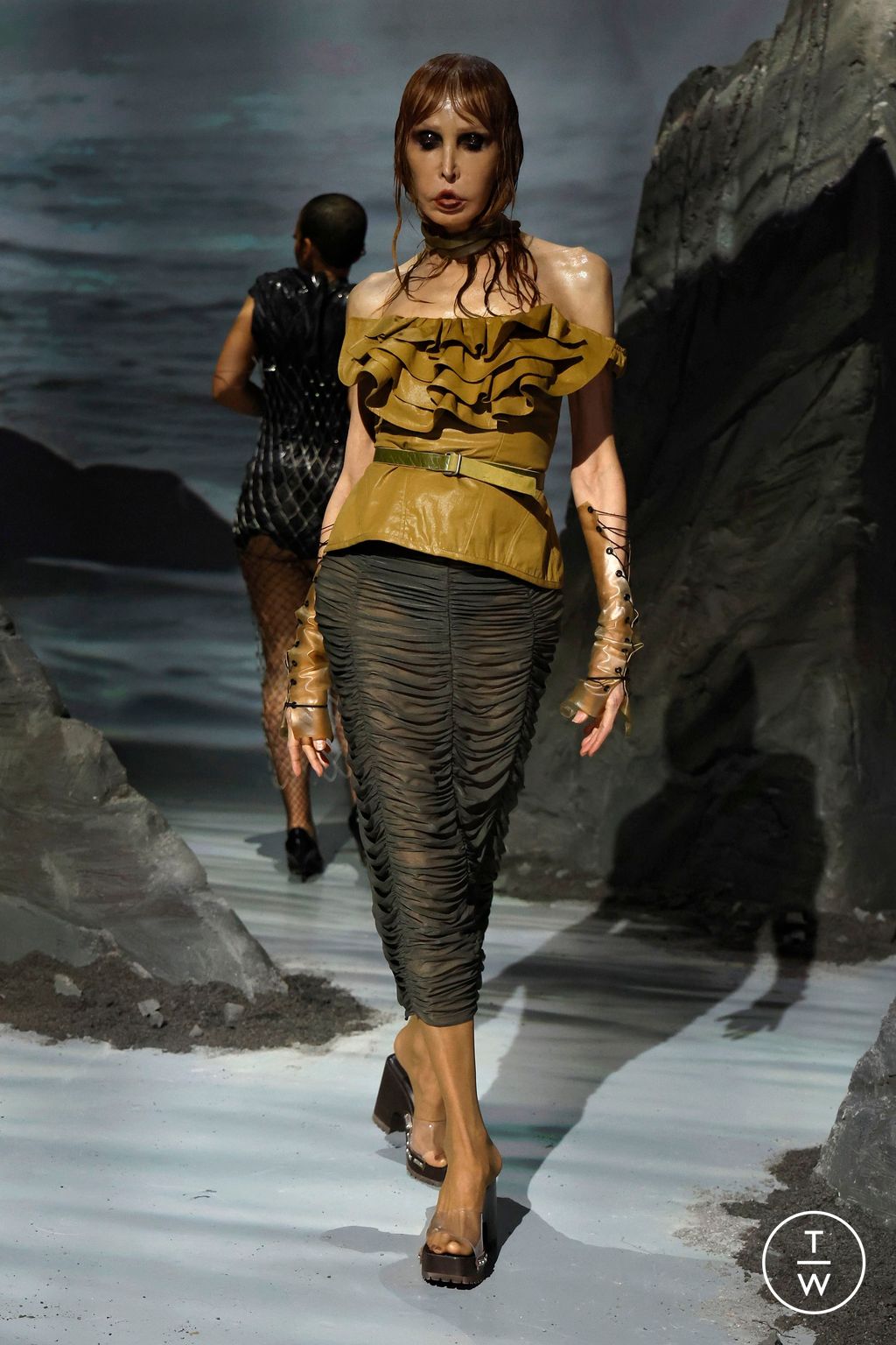 Fashion Week New York Fall/Winter 2025 look 28 from the Elena Velez collection 女装