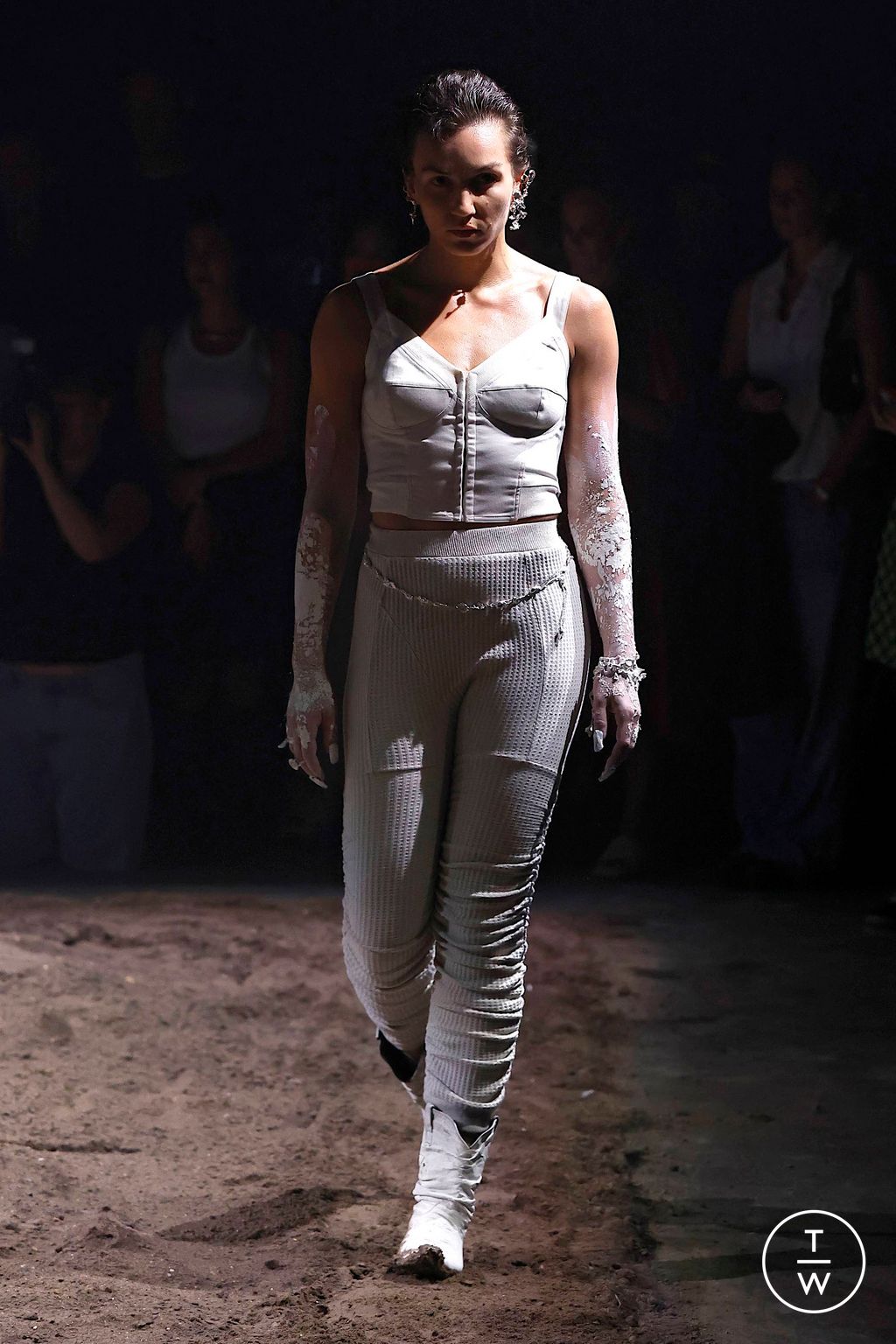 Fashion Week New York Spring/Summer 2024 look 28 de la collection Elena Velez womenswear