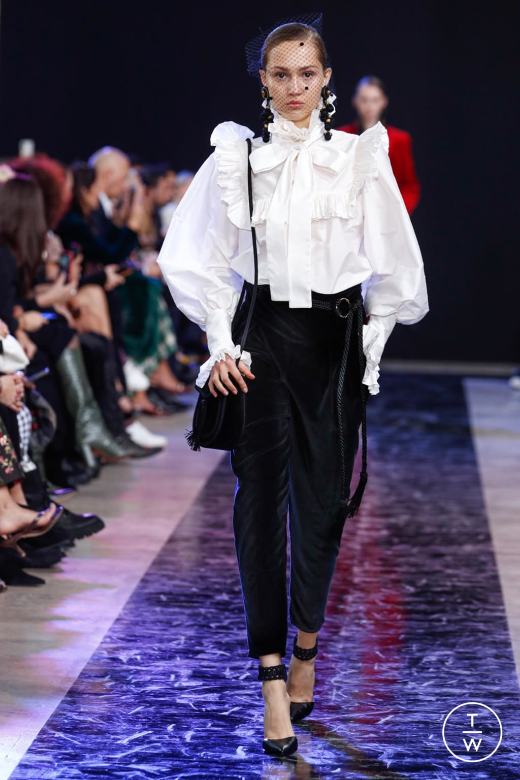 Fashion Week Paris Fall/Winter 2020 look 2 from the Elie Saab collection womenswear