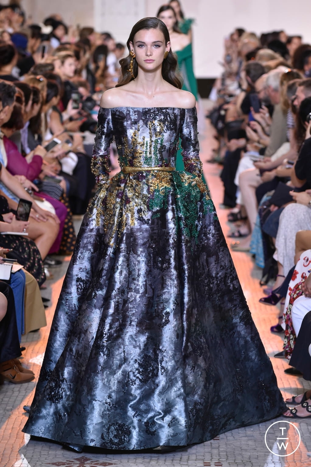 Fashion Week Paris Fall/Winter 2018 look 31 from the Elie Saab collection couture