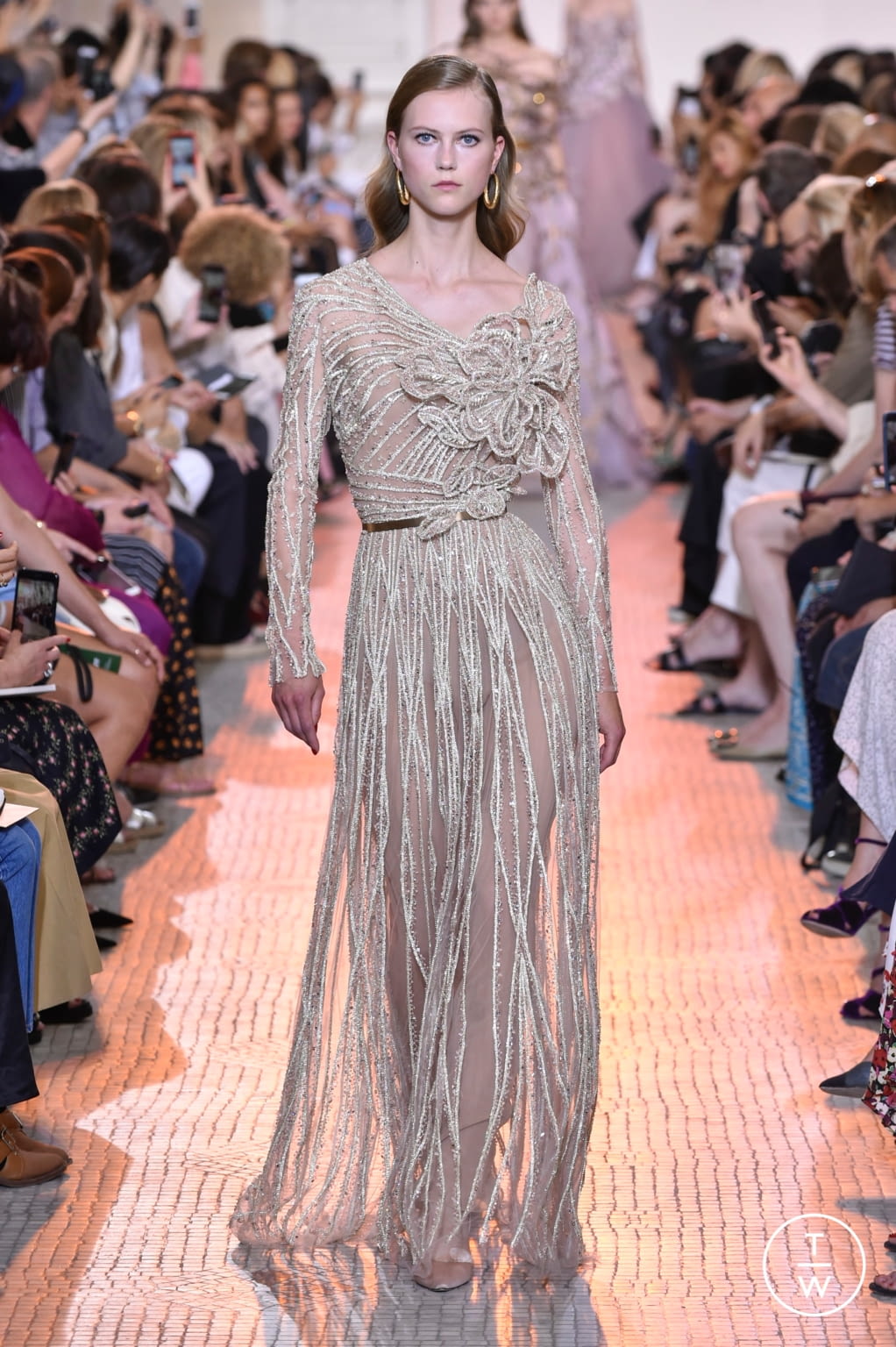 Fashion Week Paris Fall/Winter 2018 look 53 from the Elie Saab collection couture