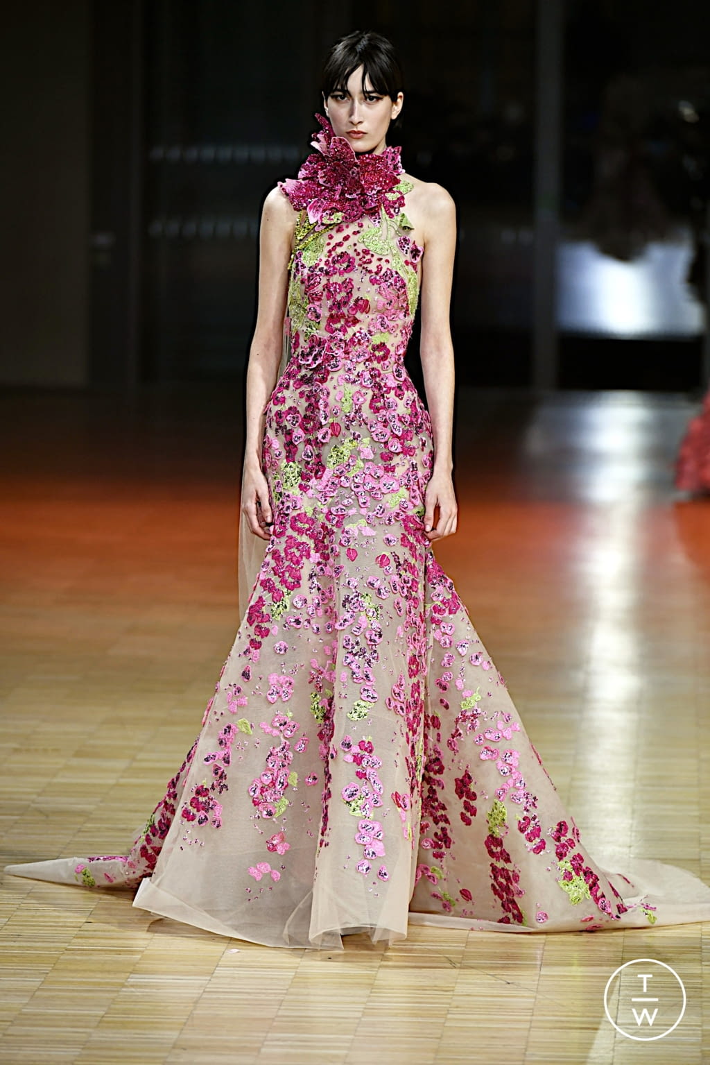 Fashion Week Paris Spring/Summer 2022 look 14 from the Elie Saab collection 高级定制