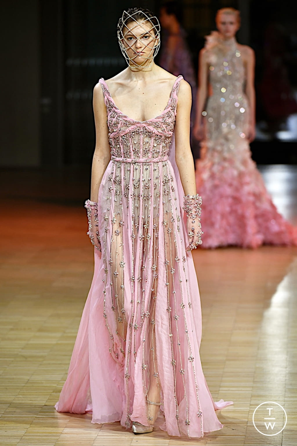 Fashion Week Paris Spring/Summer 2022 look 20 from the Elie Saab collection couture